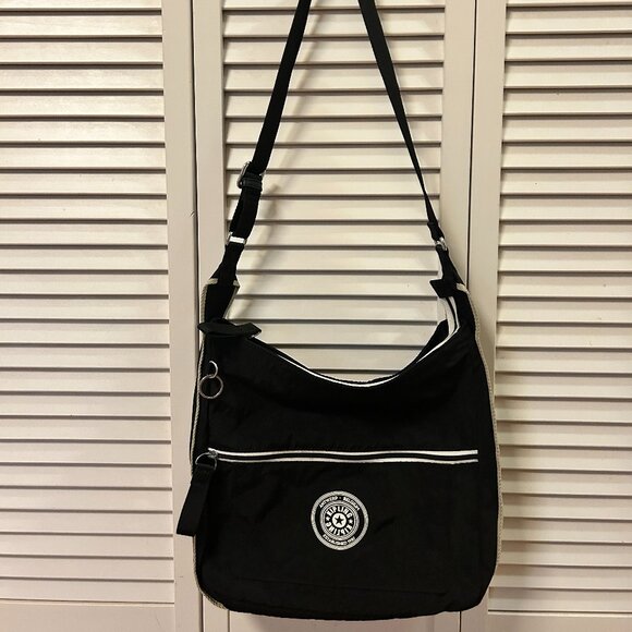 Kipling Bag. - Picture 4 of 12